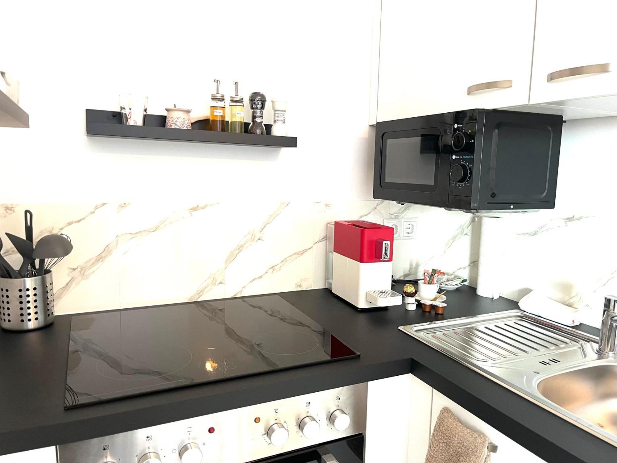 Weisses Haus Apartment เกราสดอร์ฟไบวีน ภายนอก รูปภาพ