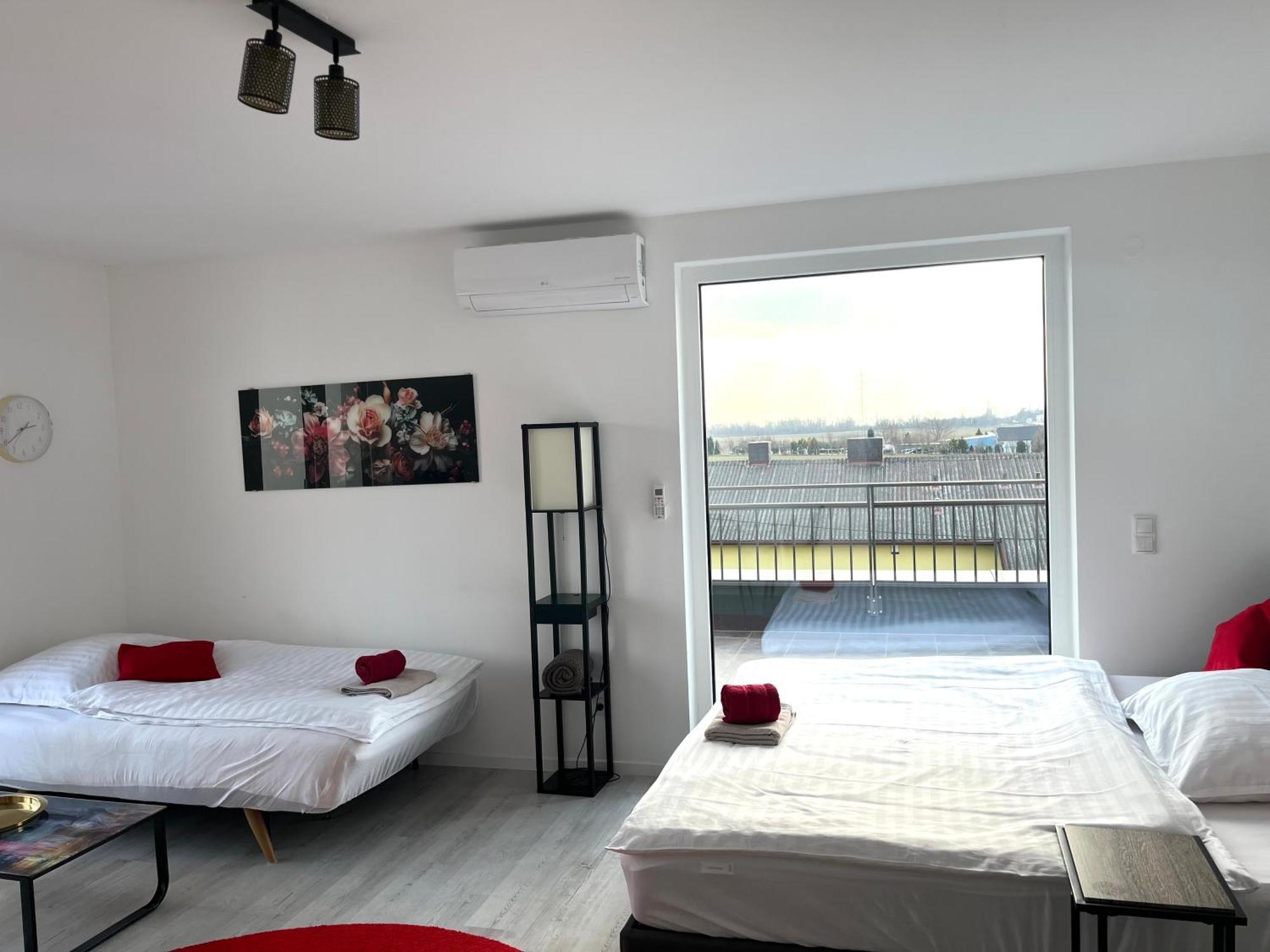 Weisses Haus Apartment เกราสดอร์ฟไบวีน ภายนอก รูปภาพ